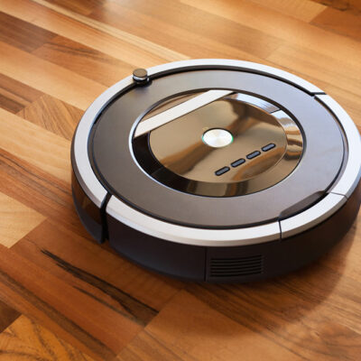 How to Choose Between Push and Robot Vacuums